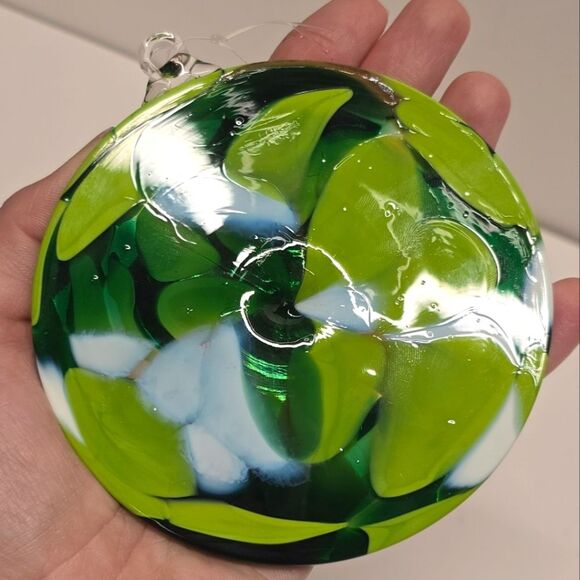 Hand-blown Green Flat Ornament Unique Art By Sternen Glass Germany - Picture 1 of 8